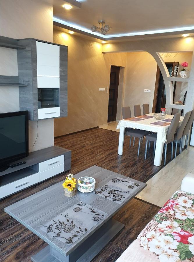 Sunshine Apartment 포마리 외부 사진
